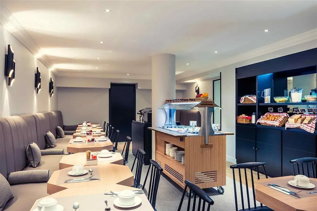 Mercure Arc De Triomphe Wagram 4*
