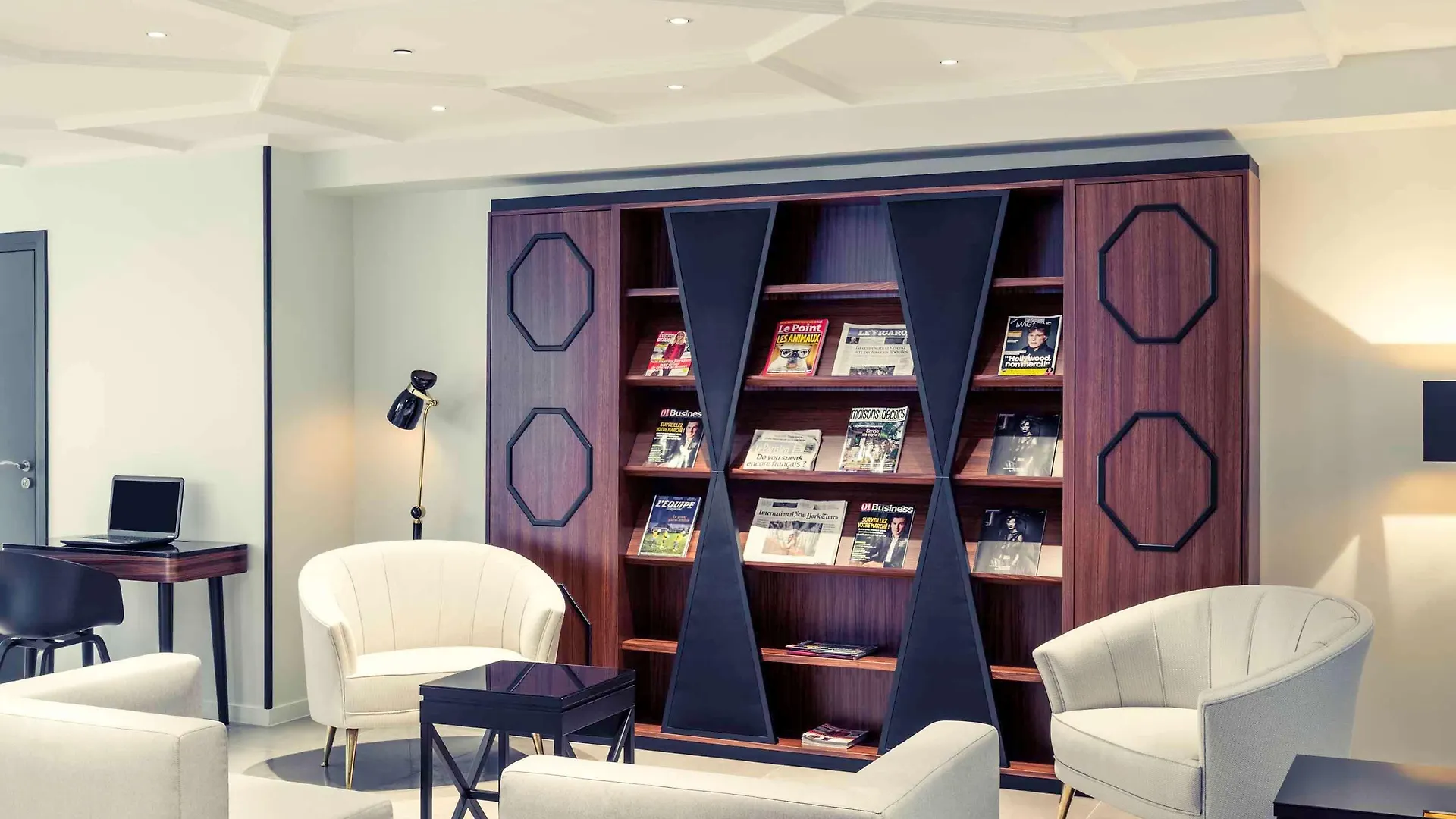 Mercure Arc De Triomphe Wagram