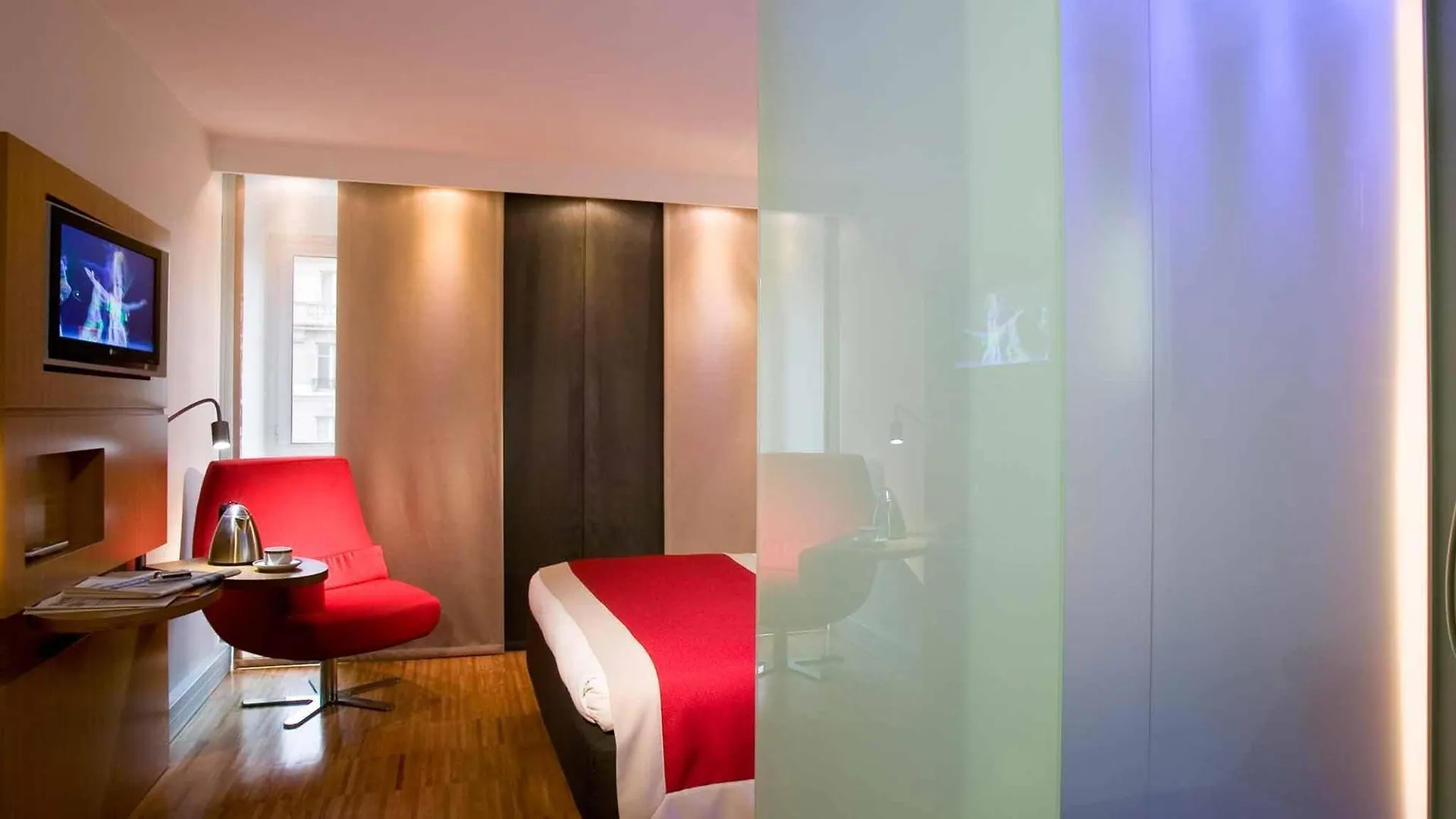 Hotel Mercure Arc De Triomphe Wagram Paris